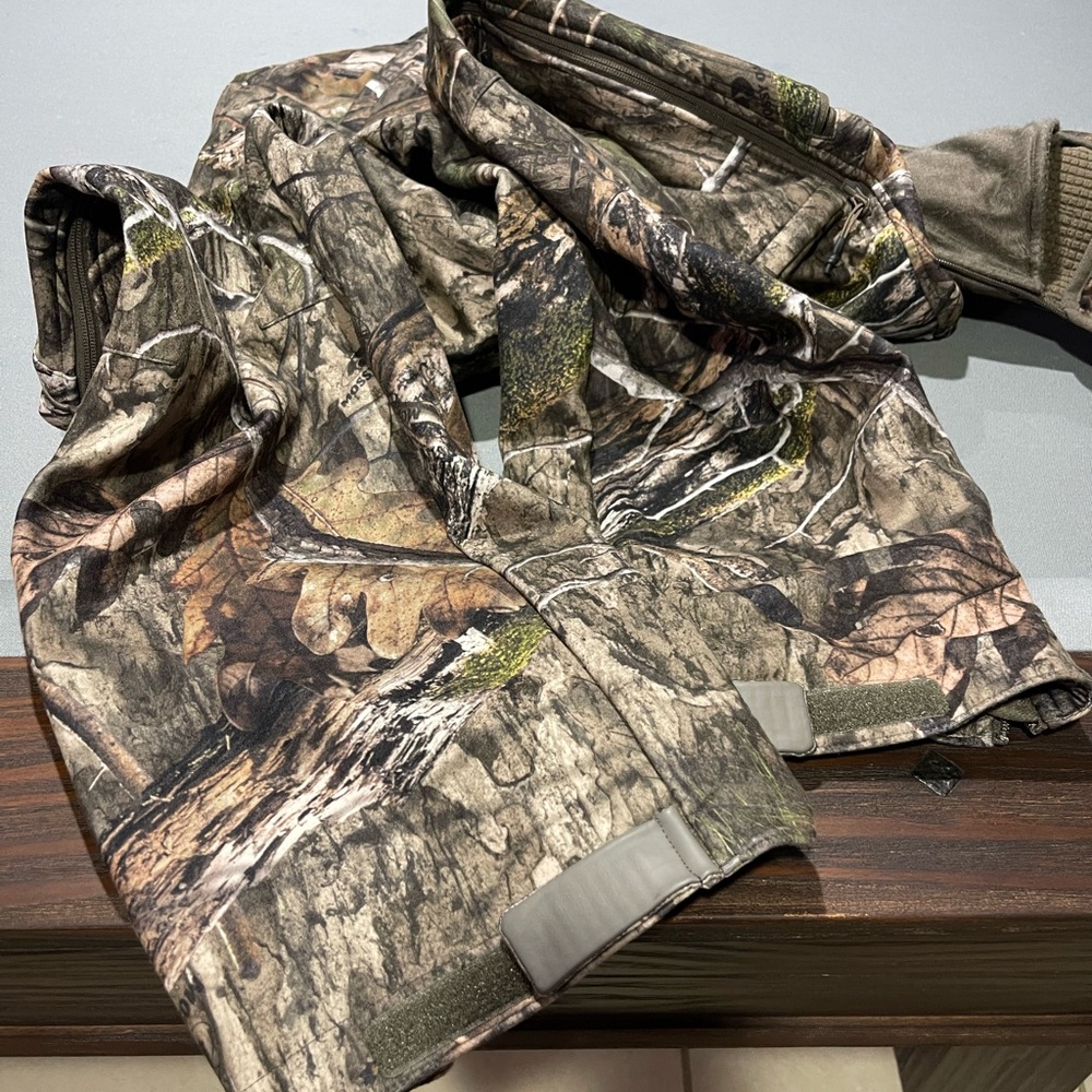 Camouflage Hunting Overalls - Picture 8 of 8